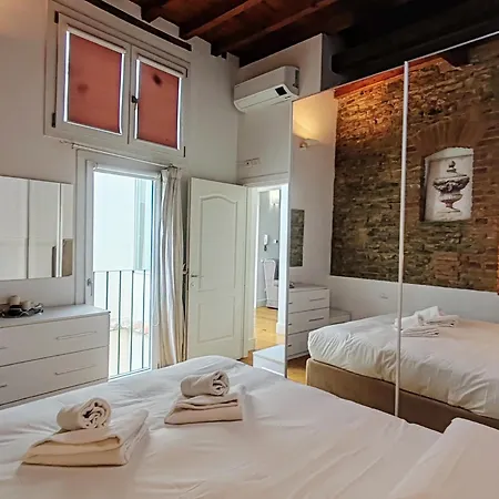 Apartment Borgo San Jacopo Superior By 360rentals Florence