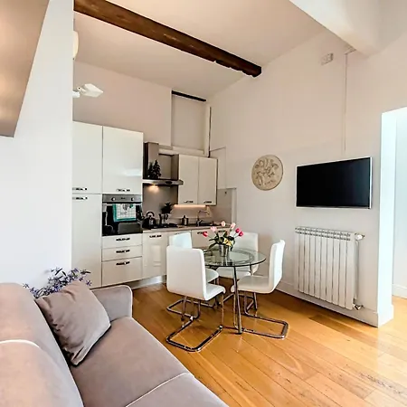 Borgo San Jacopo Superior By 360rentals * Florence